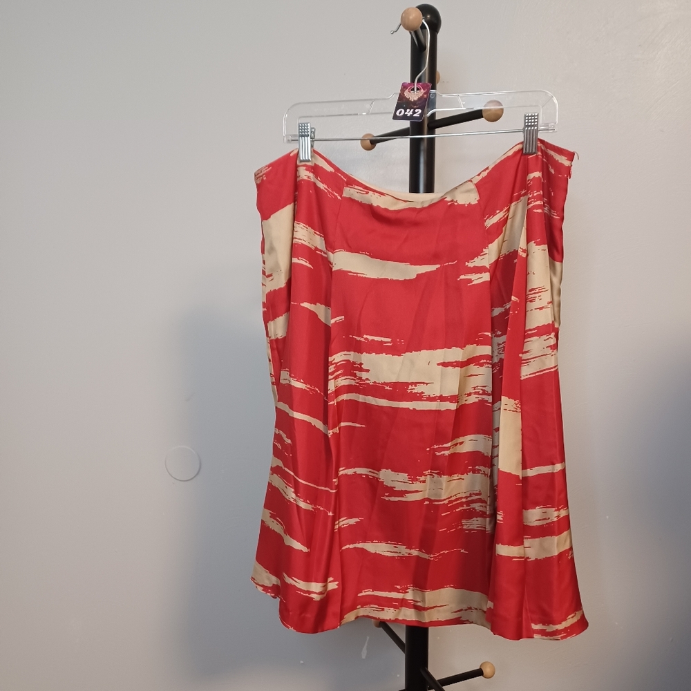 #42 Jones New York Pleated Skirt